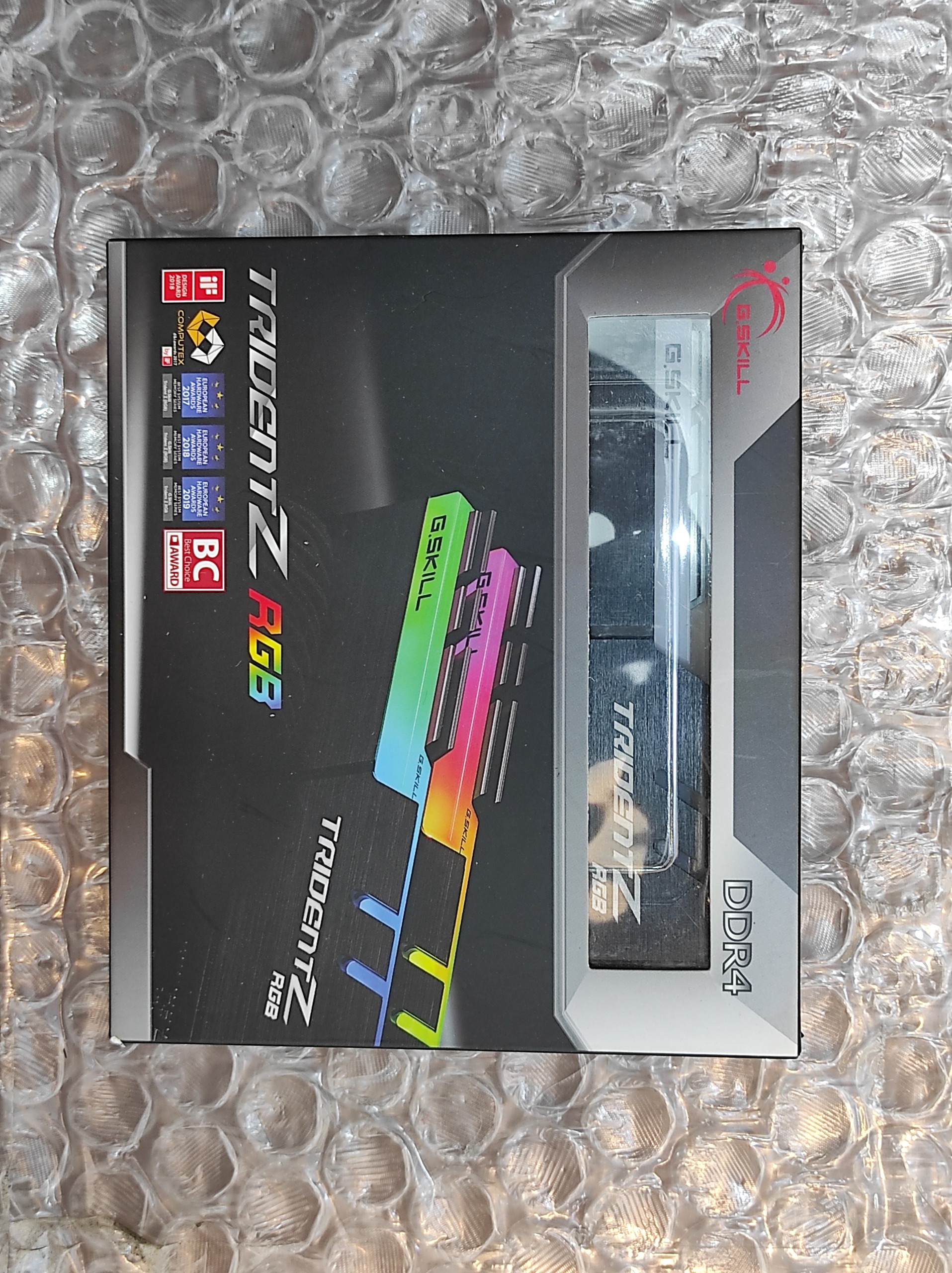 رم 16 گیگ G.Skill Trident Z RGB