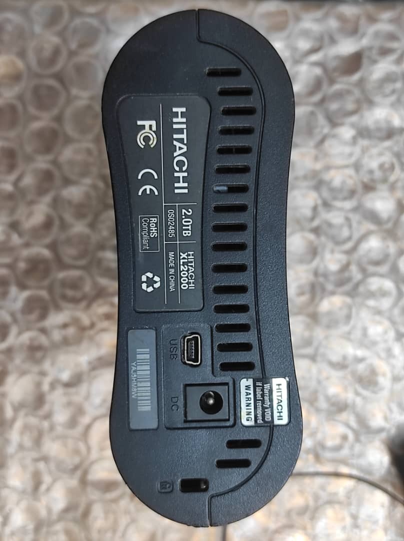 هارد اکسترنال هیتاچی 2 ترابایت آداپتوری