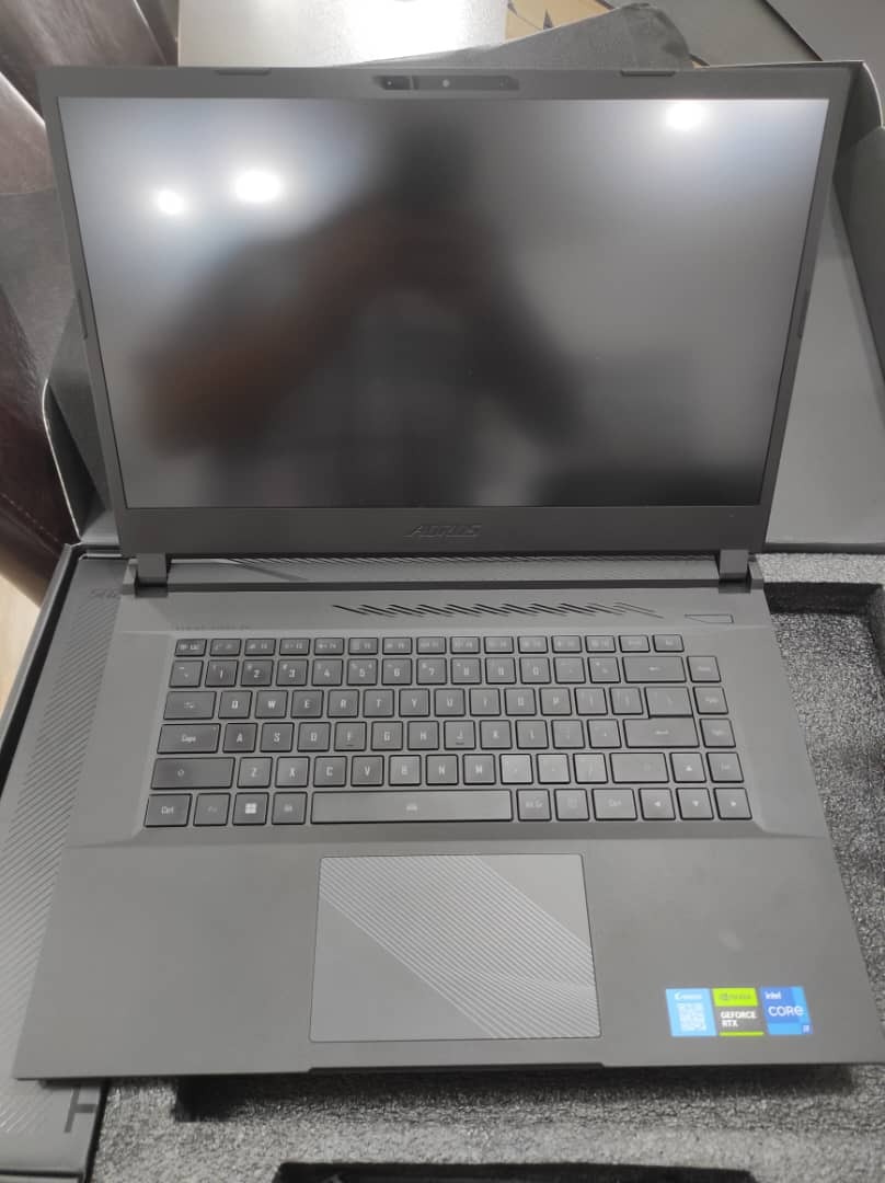 لپ تاپ گیگابایت AORUS 15 BKF 73EE754SH i7