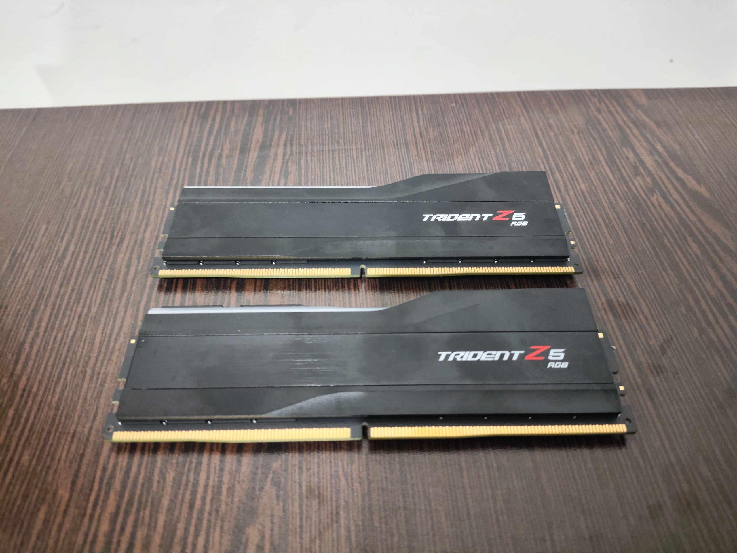 پک رم 64 گیگ جی اسکیل (Gskil z5) DDR5 باس 6400