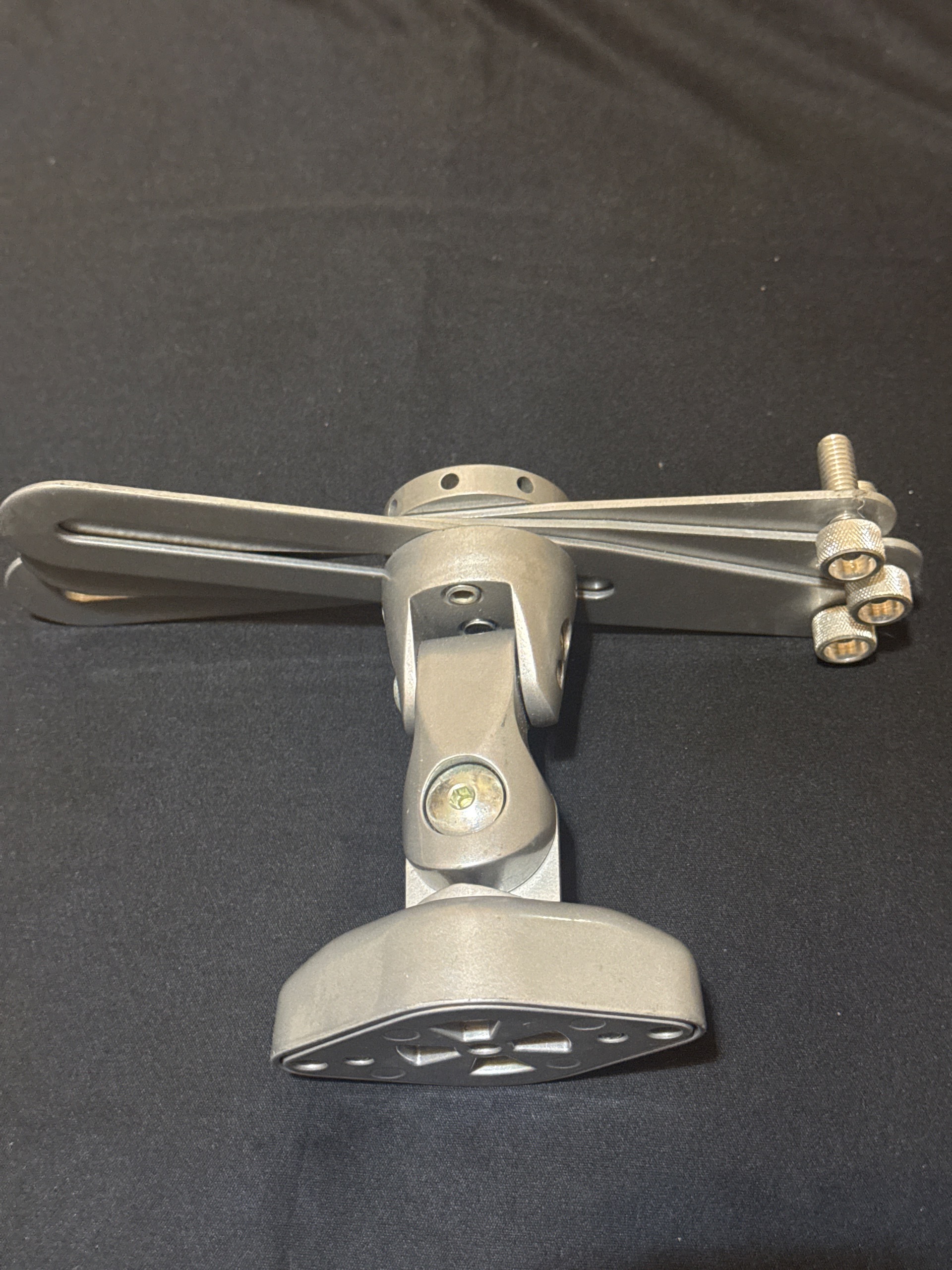 پایه ویدیو پروژکتور سقفی