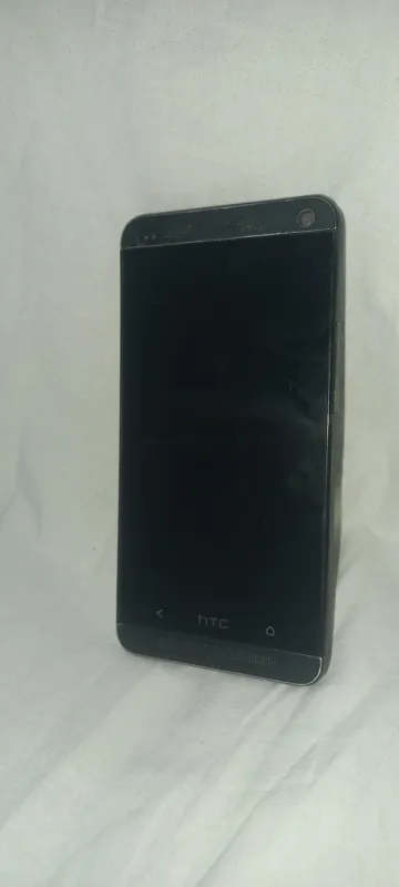 گوشی اچ تی سی htc وان one