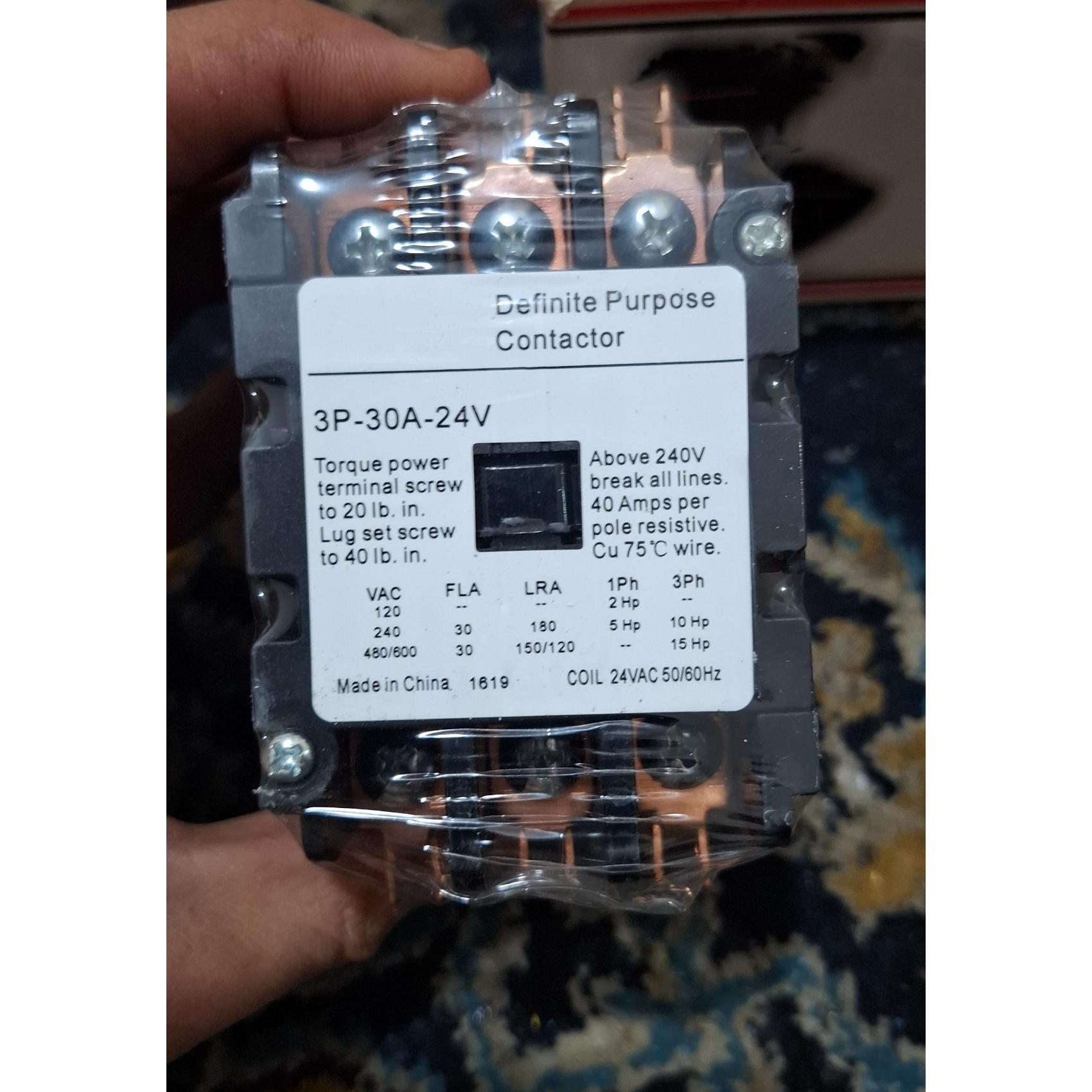 کنتاکتور 24ولت ac  30 a