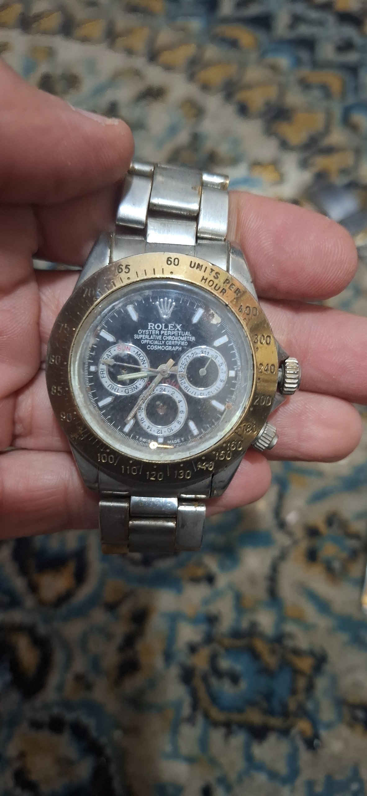 ساعت رولکس معیوب