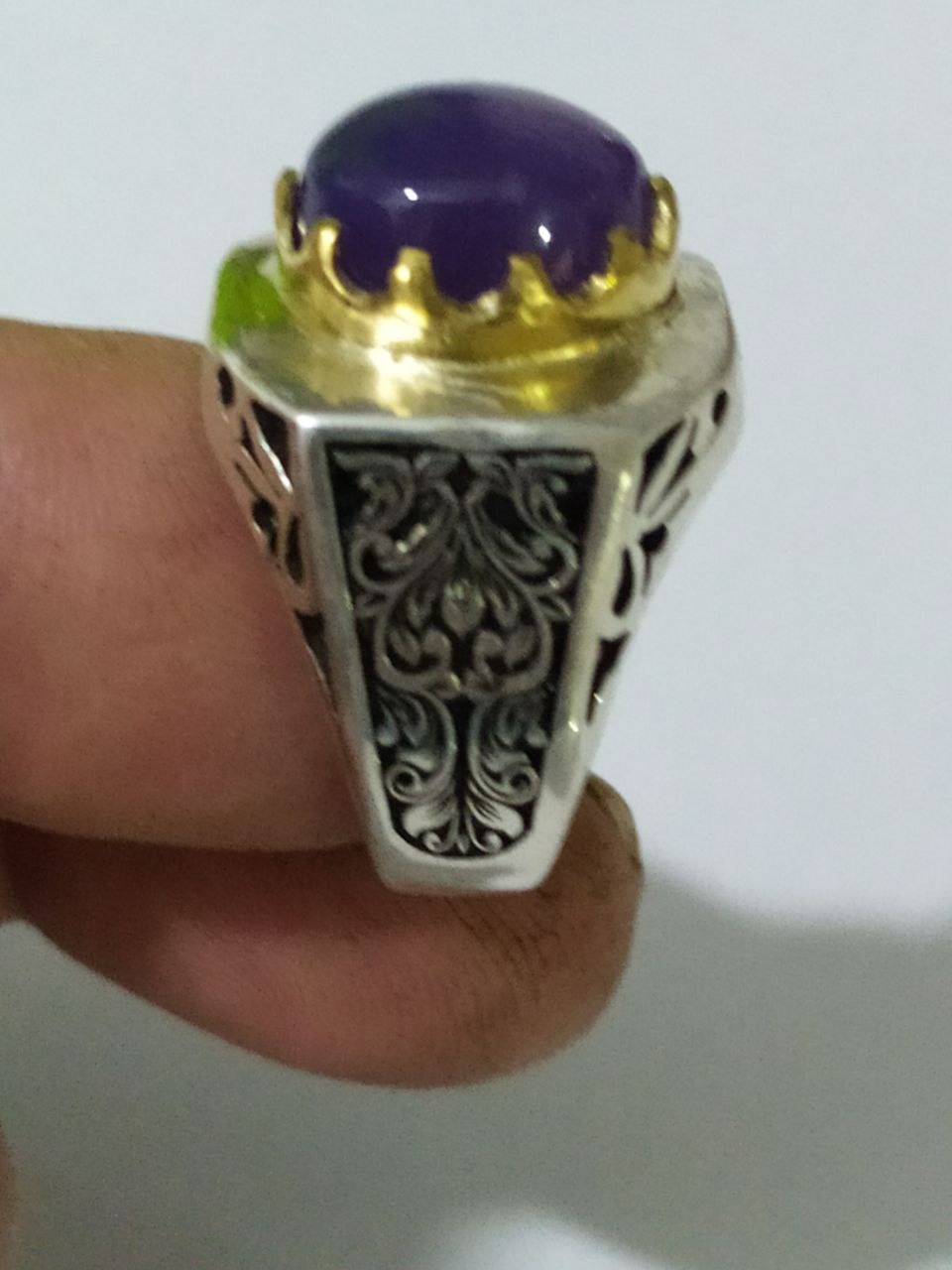 انگشترعقیق یمن سوسنی پررنگ   رکاب دستساز