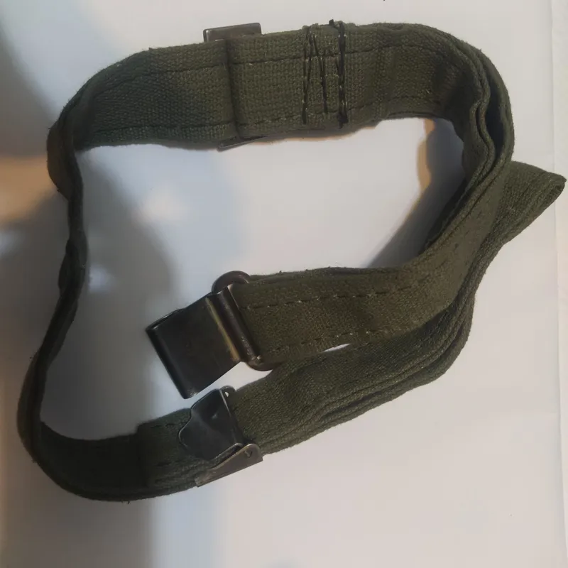 بند اسلحه استوک قدیمی اسلحه همراه یراق ام یک