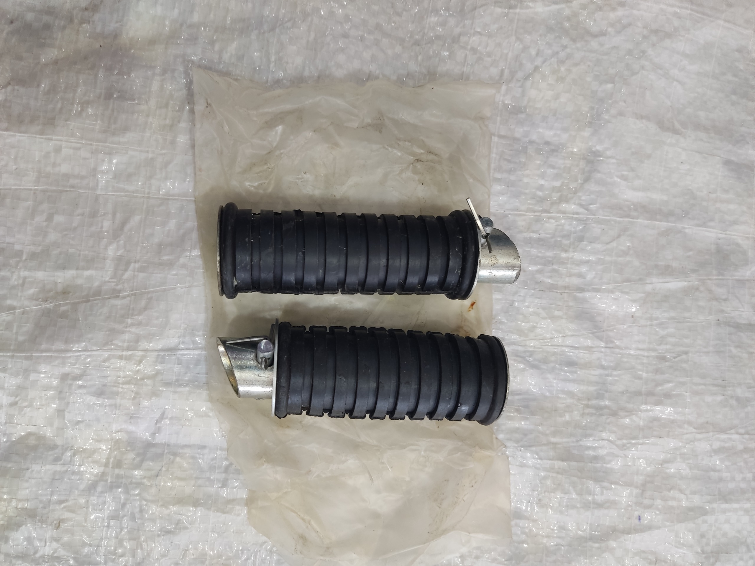 جاپایی عقب سوزوکی ax