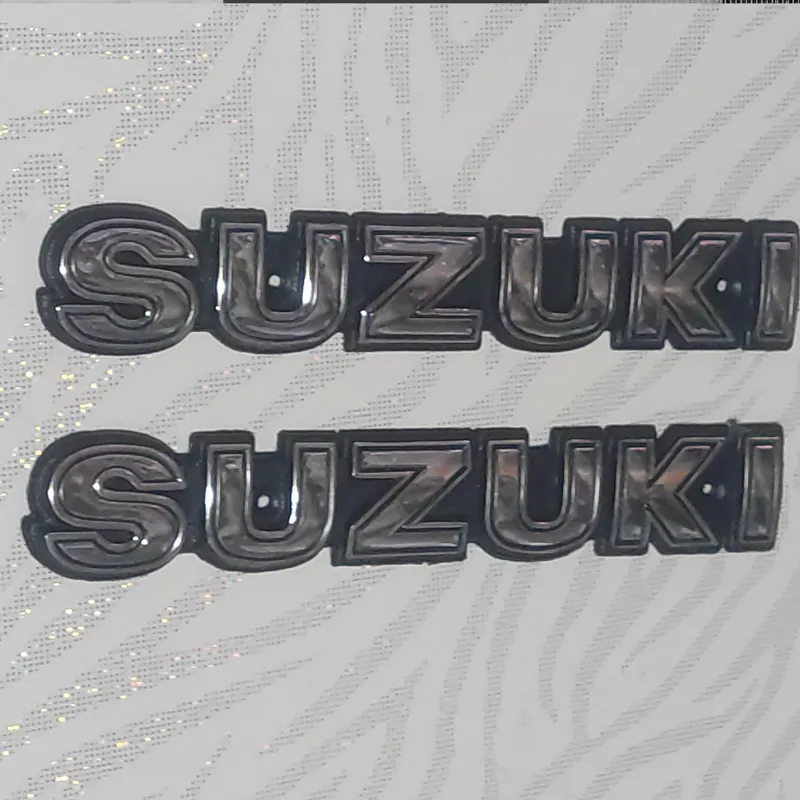 آرم برجسته باک سوزوکی