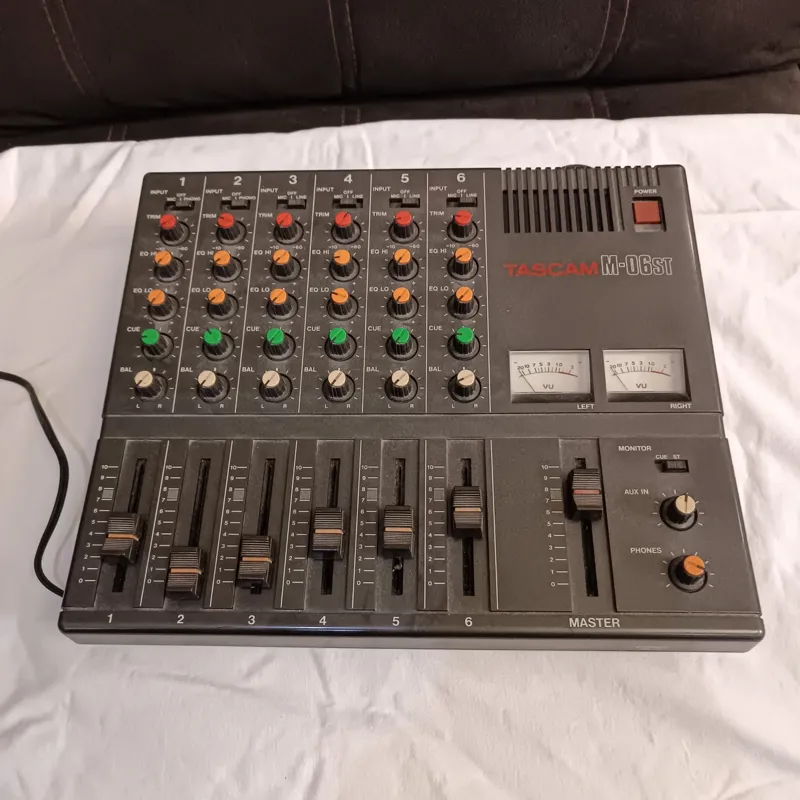 میکسر برند تسکام