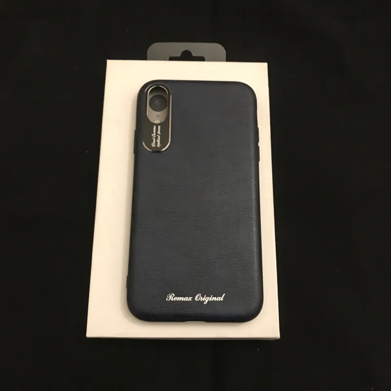 قاب طرح چرم Remax iphone xr