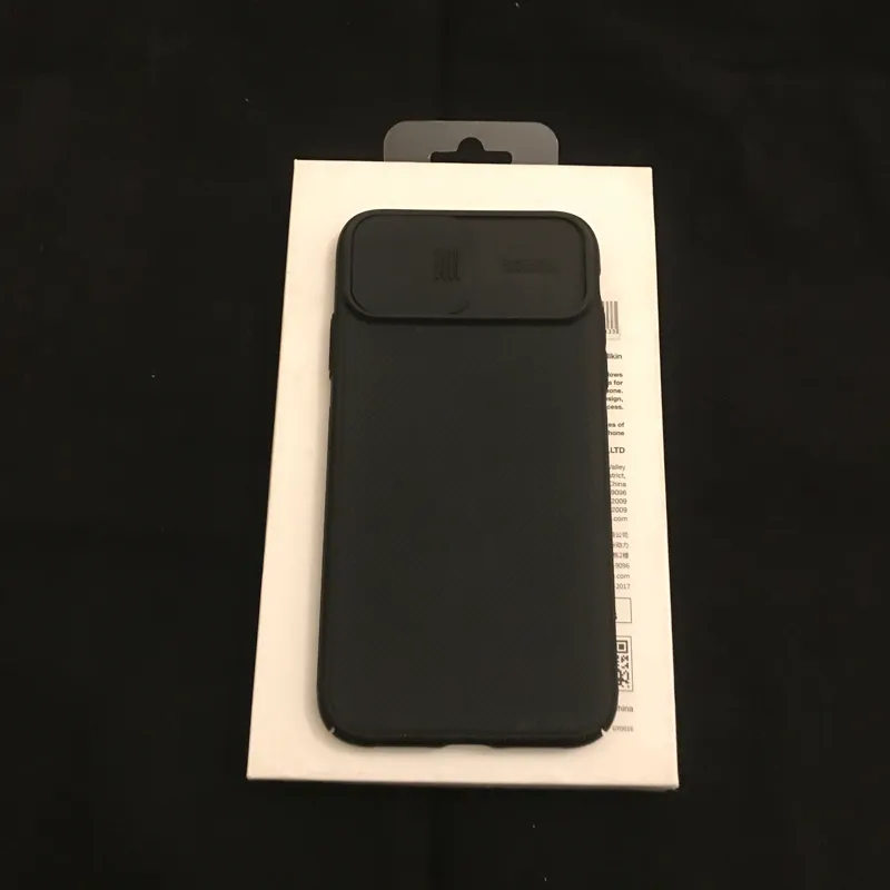 قاب محافظ لنز دار Nillkin iphone xr / iphone 11