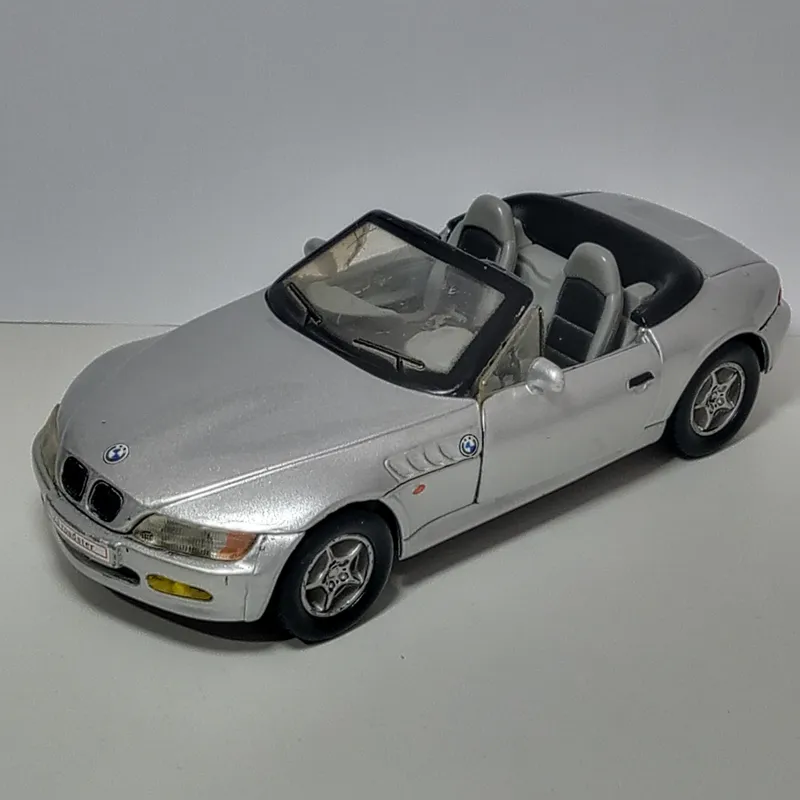 ماکت ماشین فلزی BMW مدل Z3 Roadster برند Sunnyside