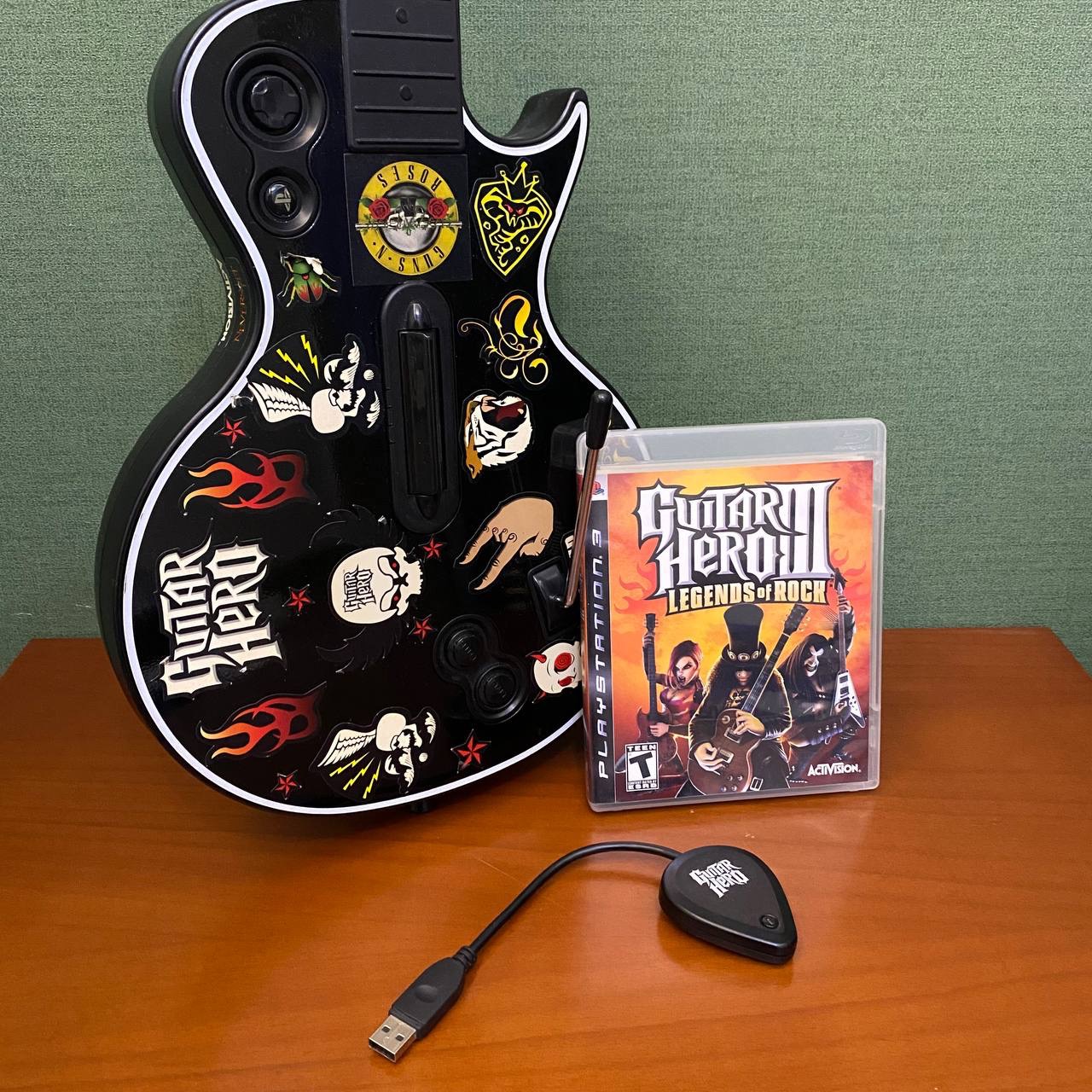 بازی PS3 GUITAR HERO 3 درحد آکبند  گیتار و دانگل
