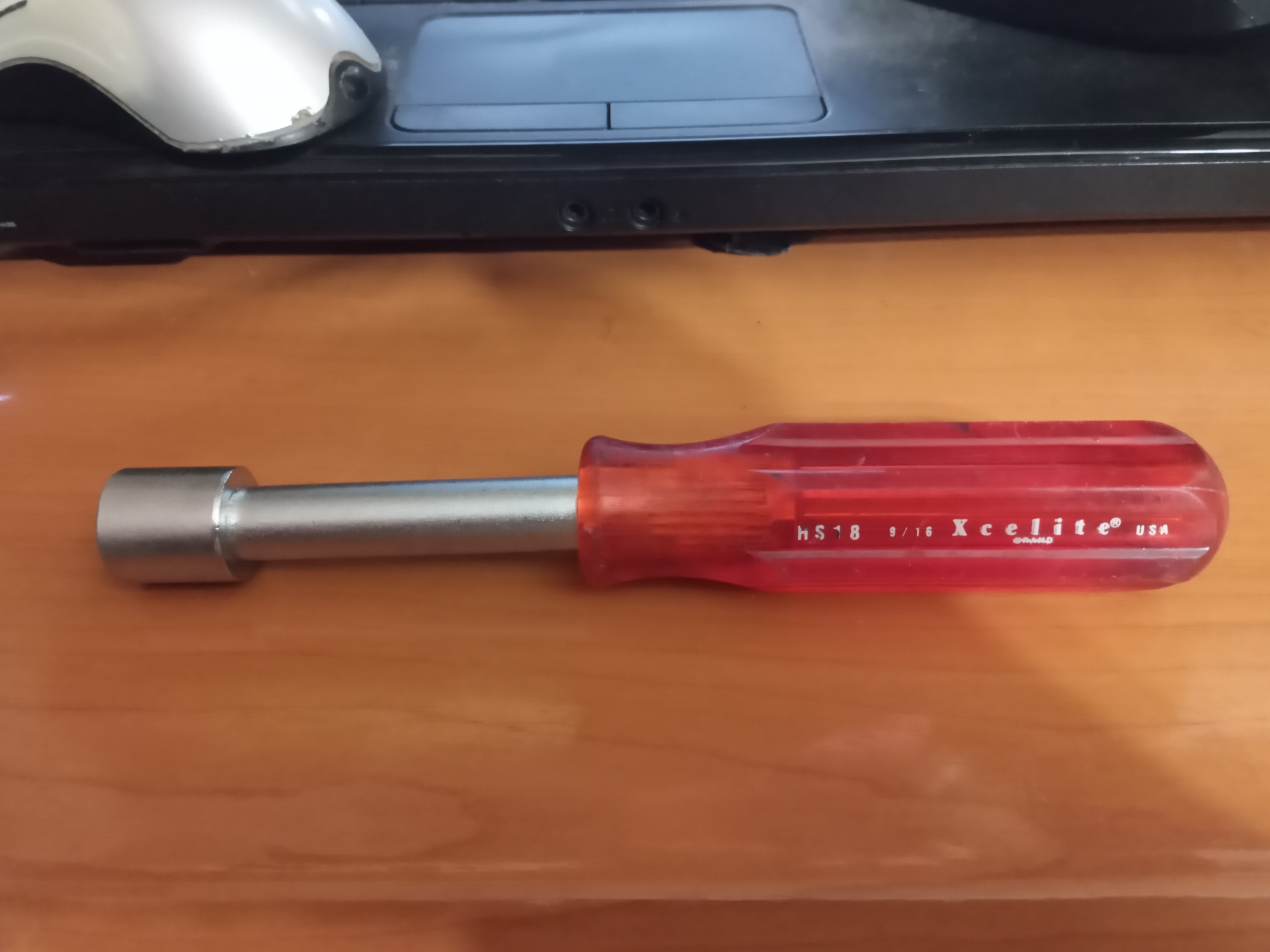 پیچ گوشتی بکسی آمریکایی