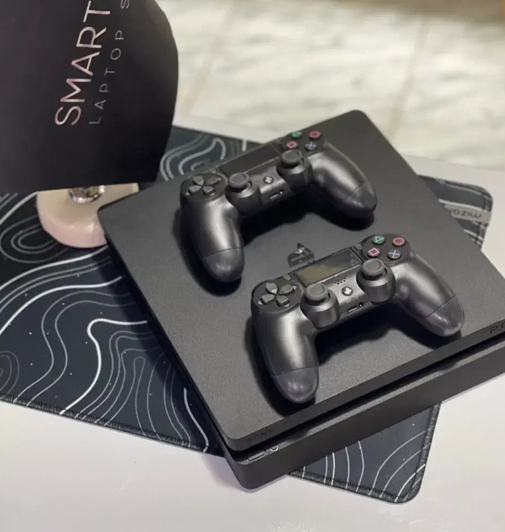 پلی استیشن PS4 اسلیم یک ترابایت کپی خور دو دسته