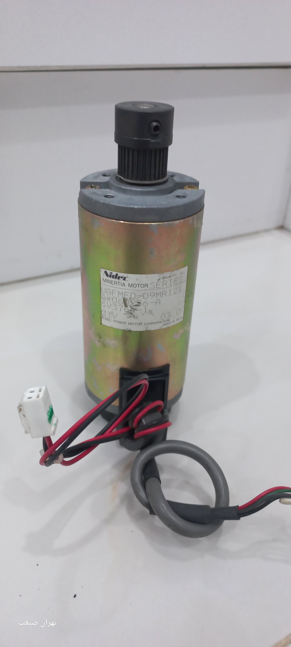 الکتروموتور 21 ولت DC ژاپنی Nidec