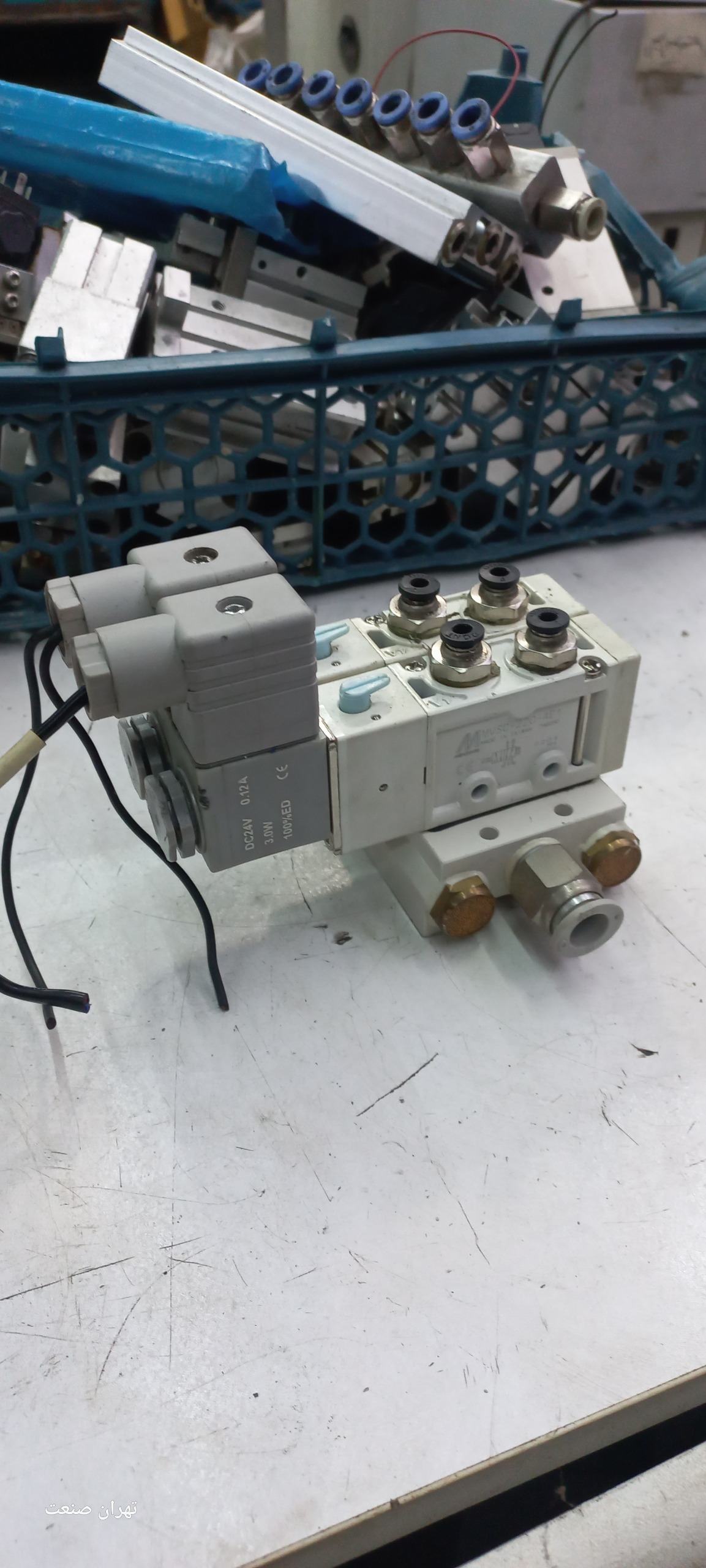 بلوکی شیر برقی پنوماتیک 24 ولت سرامیکی