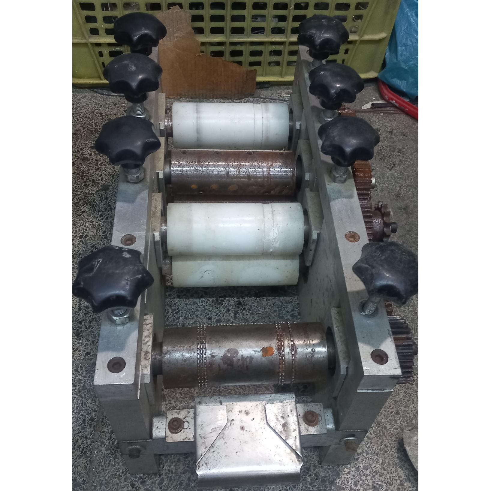 استراکچر غلطکهای کشنده صنعتی