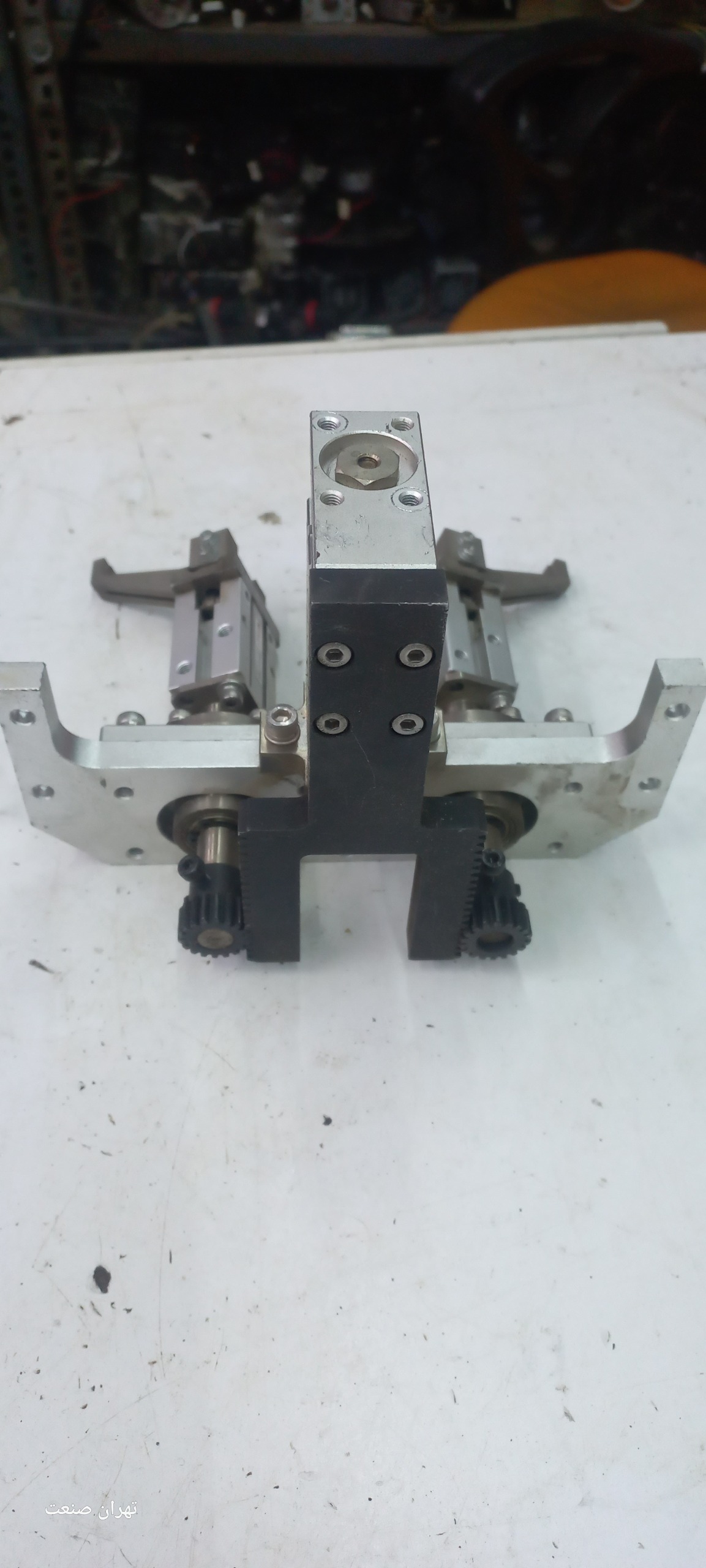 مکانیزم گریپرهای پنوماتیک