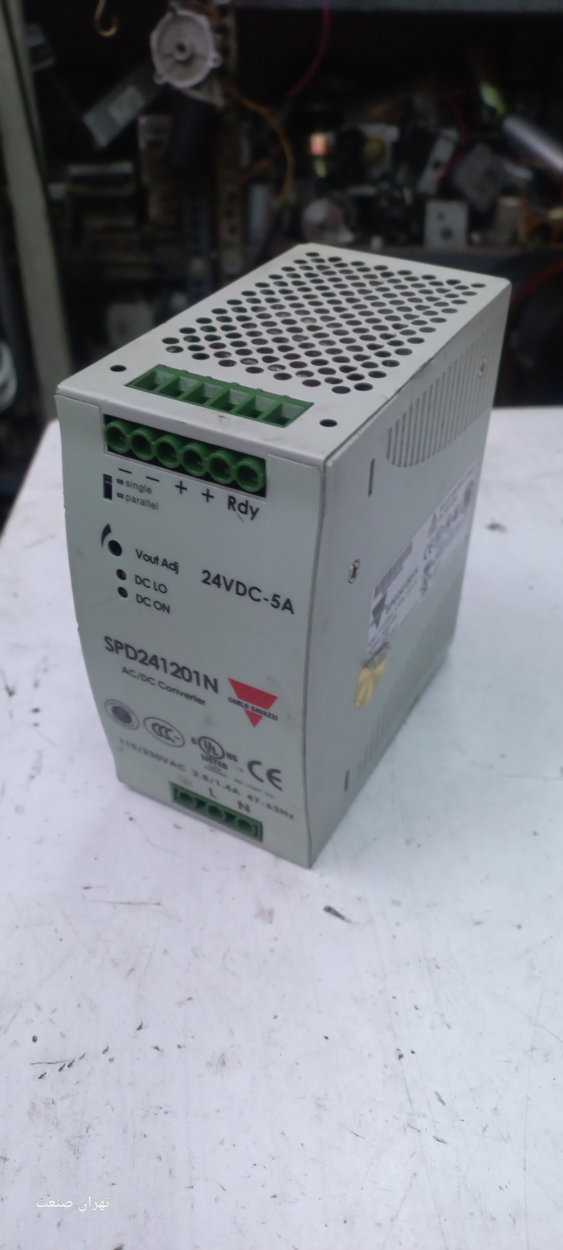 منبع تغذیه 24 ولت 5 آمپر تابلویی