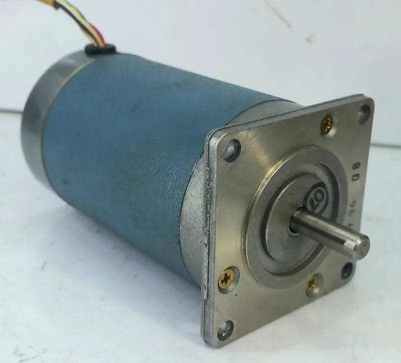 استپ موتور نما23 آمریکایی