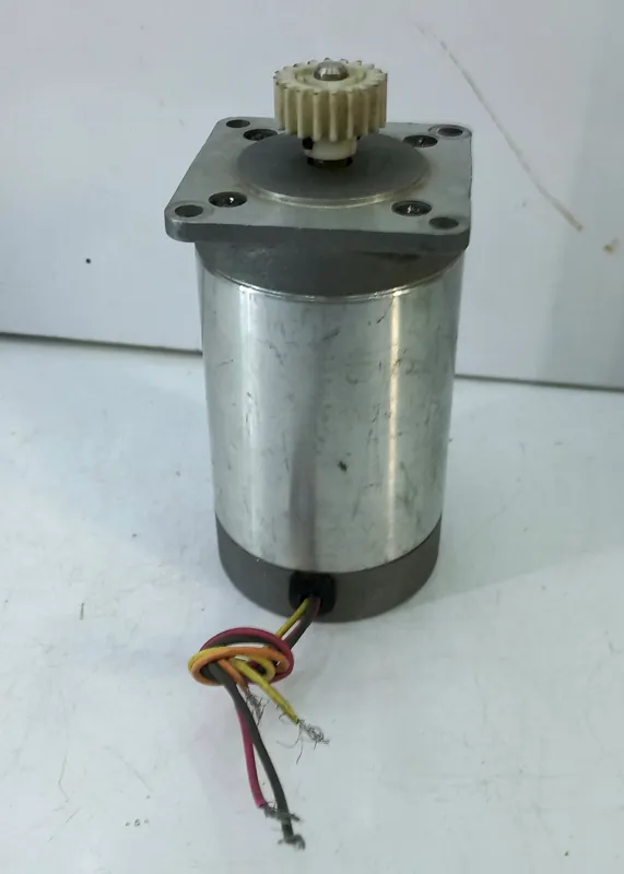 استپ موتور نما 23 ایتالیا