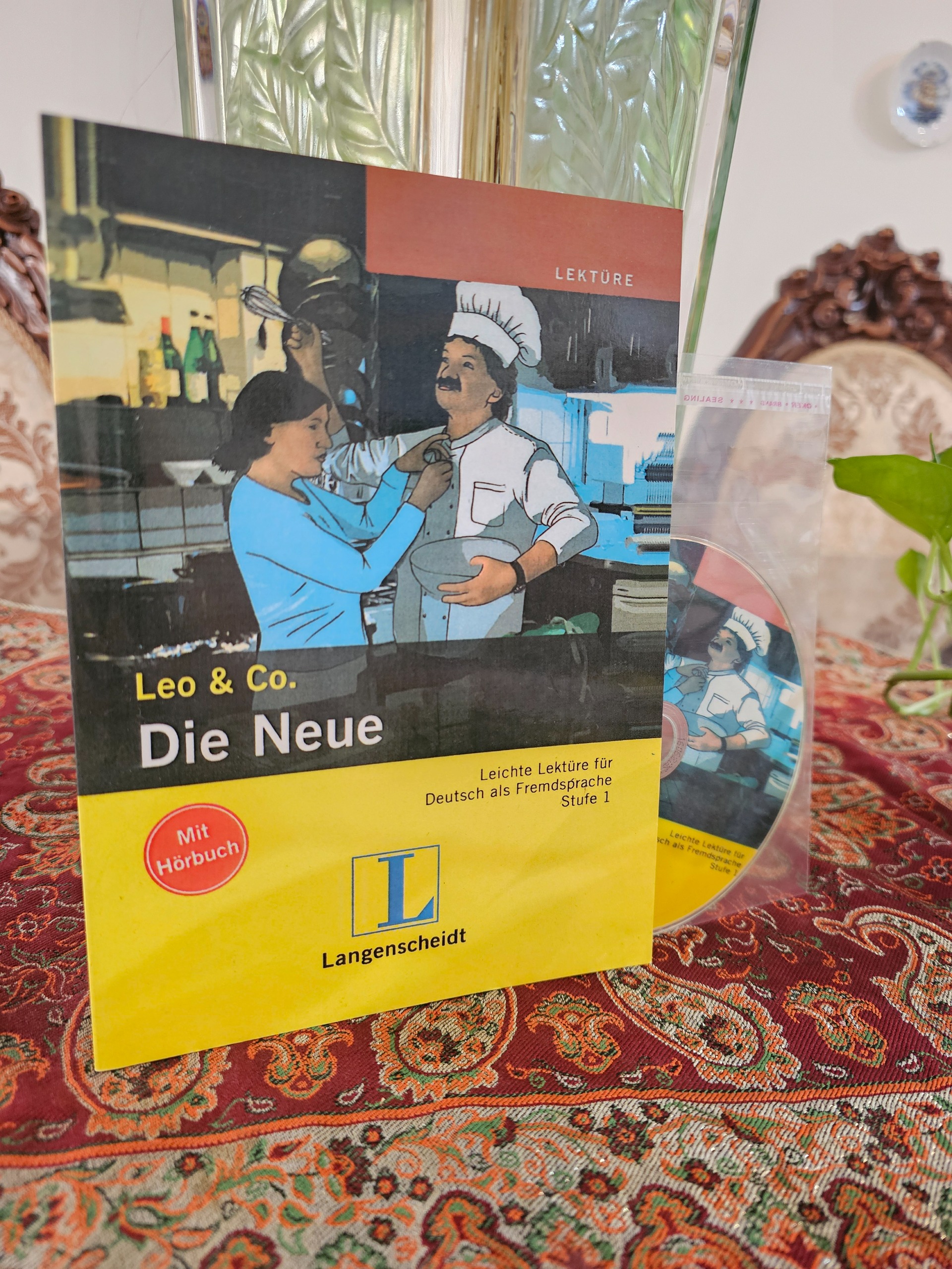 کتاب داستان آلمانی با سی دی Die Neue