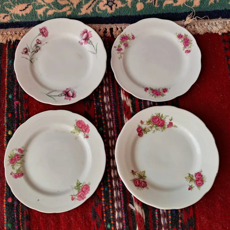 4 عدد پیشدستی گل سرخی قدیمی