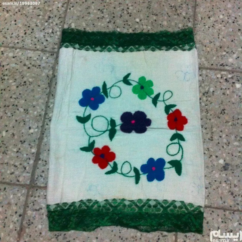 پارچه روبالشتی گلدوزی کودک قدیمی (2)