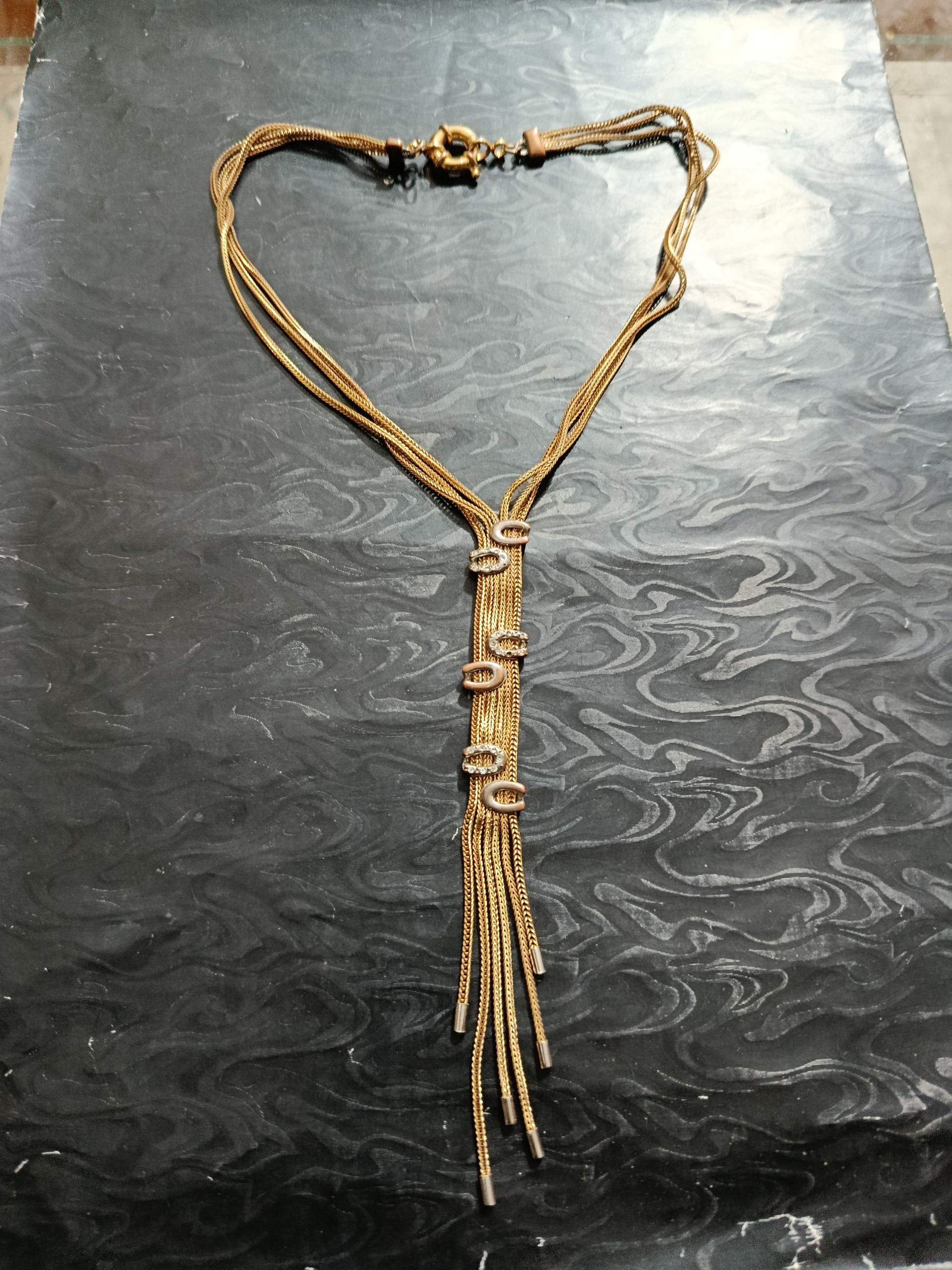 گردنبند بسیار شیک زیبا و قدیمی بدلیجات