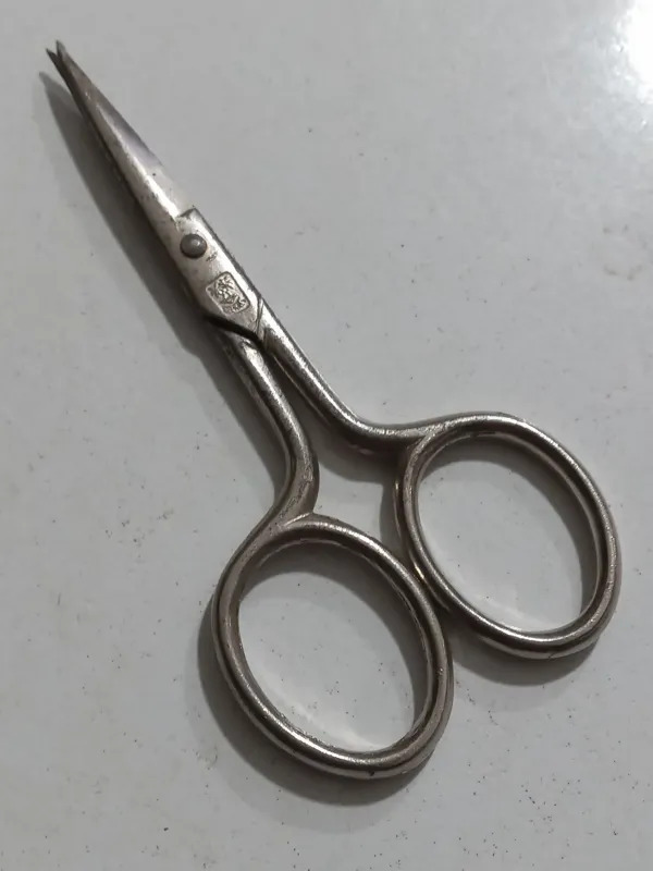 کوچکترین قیچی المانی قدیمی زیبا و کلکسیونی