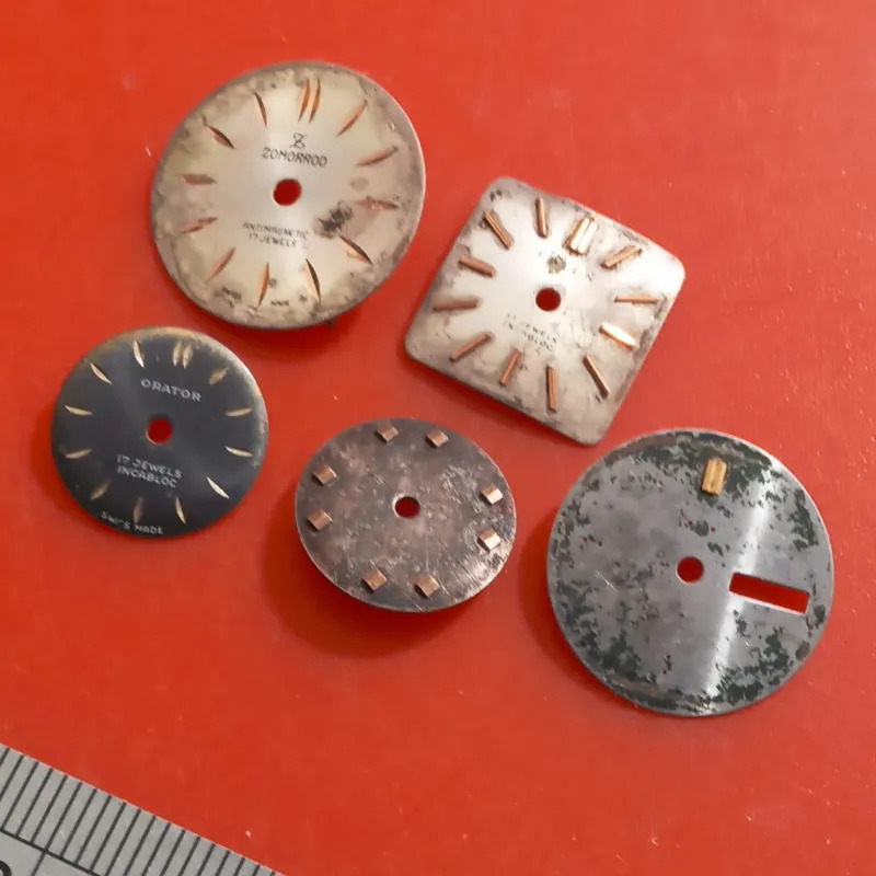 5 عدد صفحه ساعت قدیمی زنانه