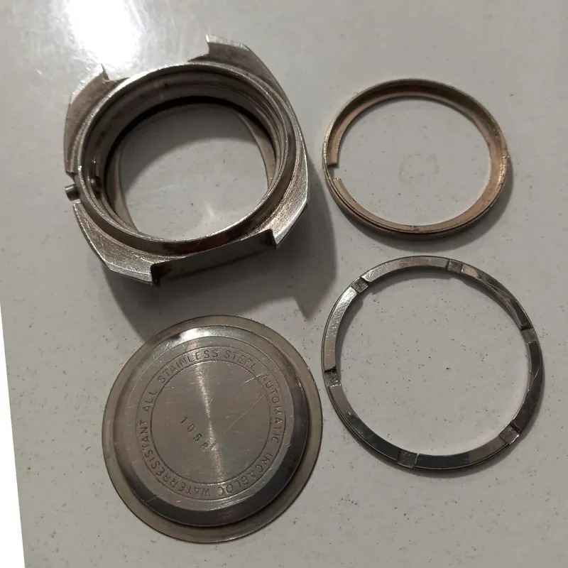 بدنه ساعت قدیمی کمیاب ش 411