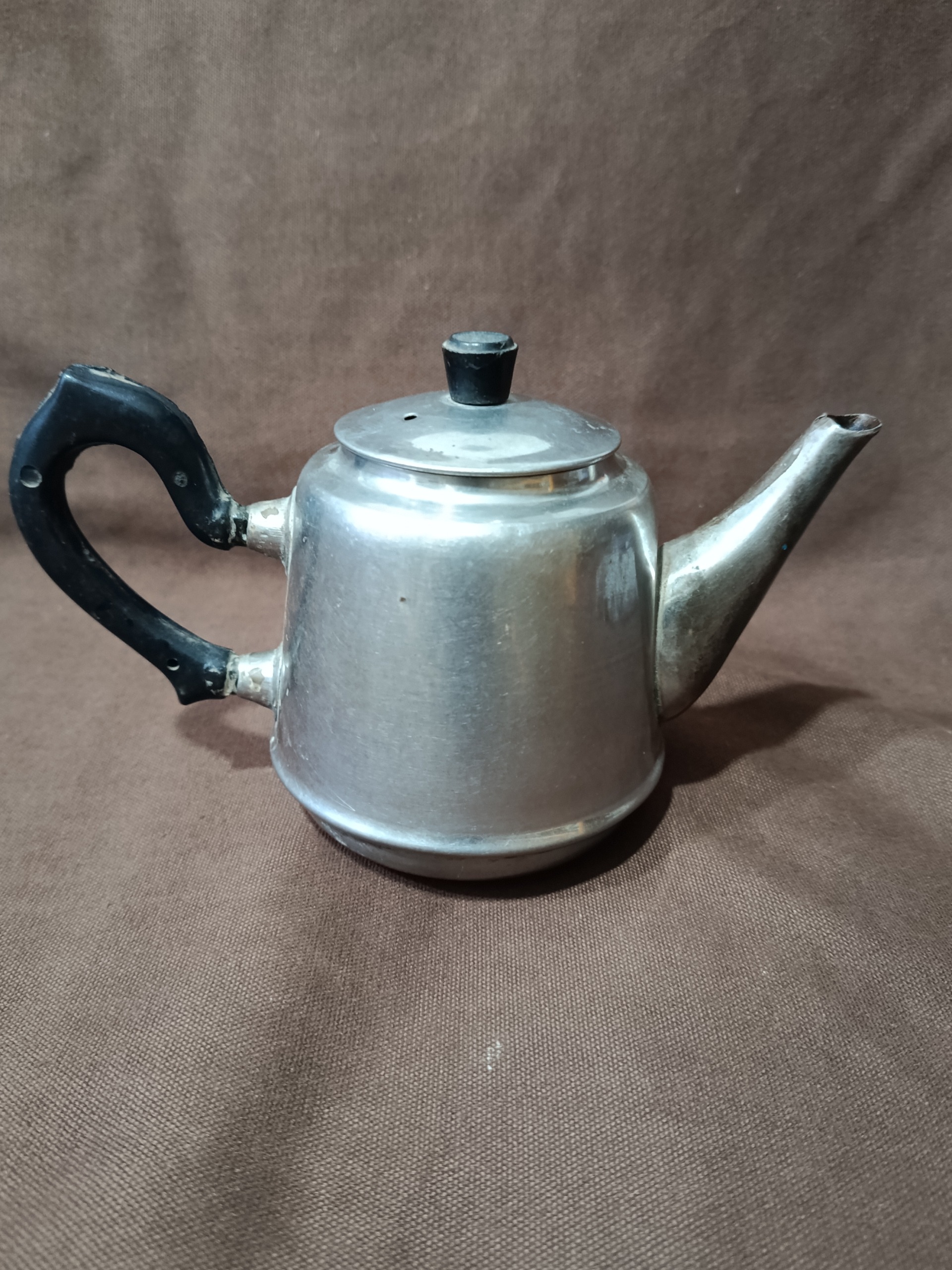 قوری استیل قدیمی