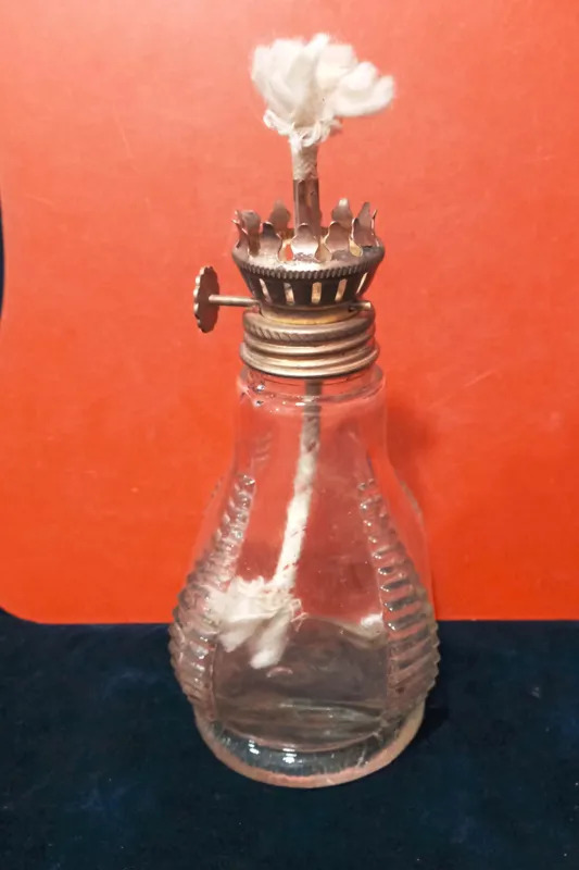 چراغ روشنایی نفتی قدیمی بلور زیبا و کلکسیونی ش 6