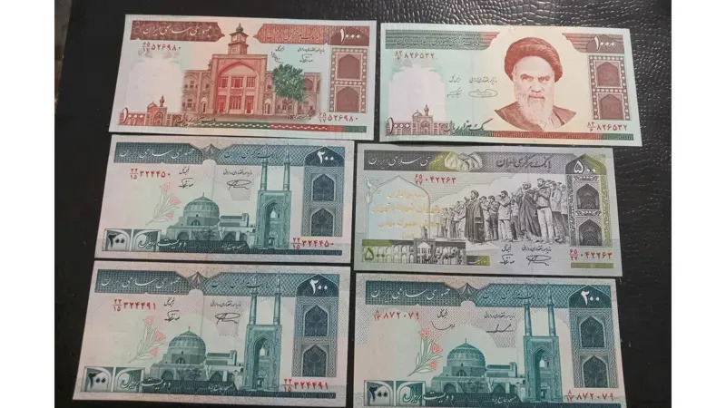6 تک اسکناس زیبای جمهوری