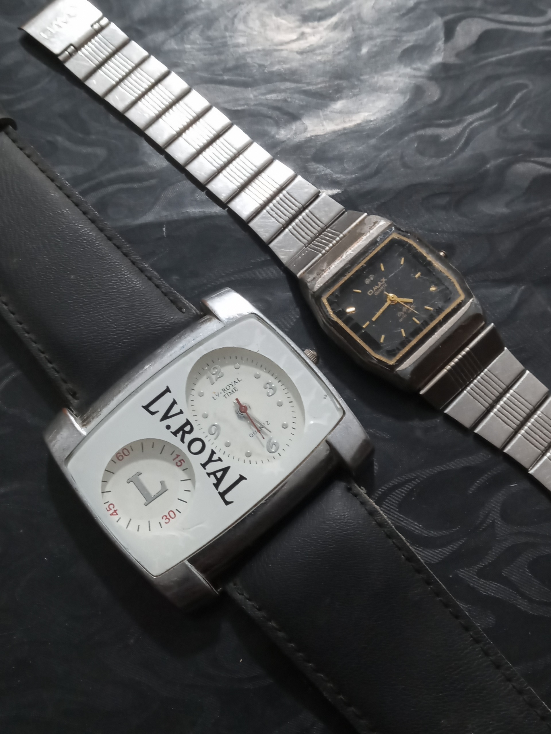 2 ساعت مچی قدیمی کلکسیونی