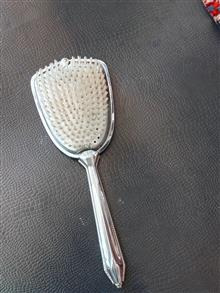 ماهوت پاکن یا برس لباس انگلیسی قدیمی زیبا ش 2