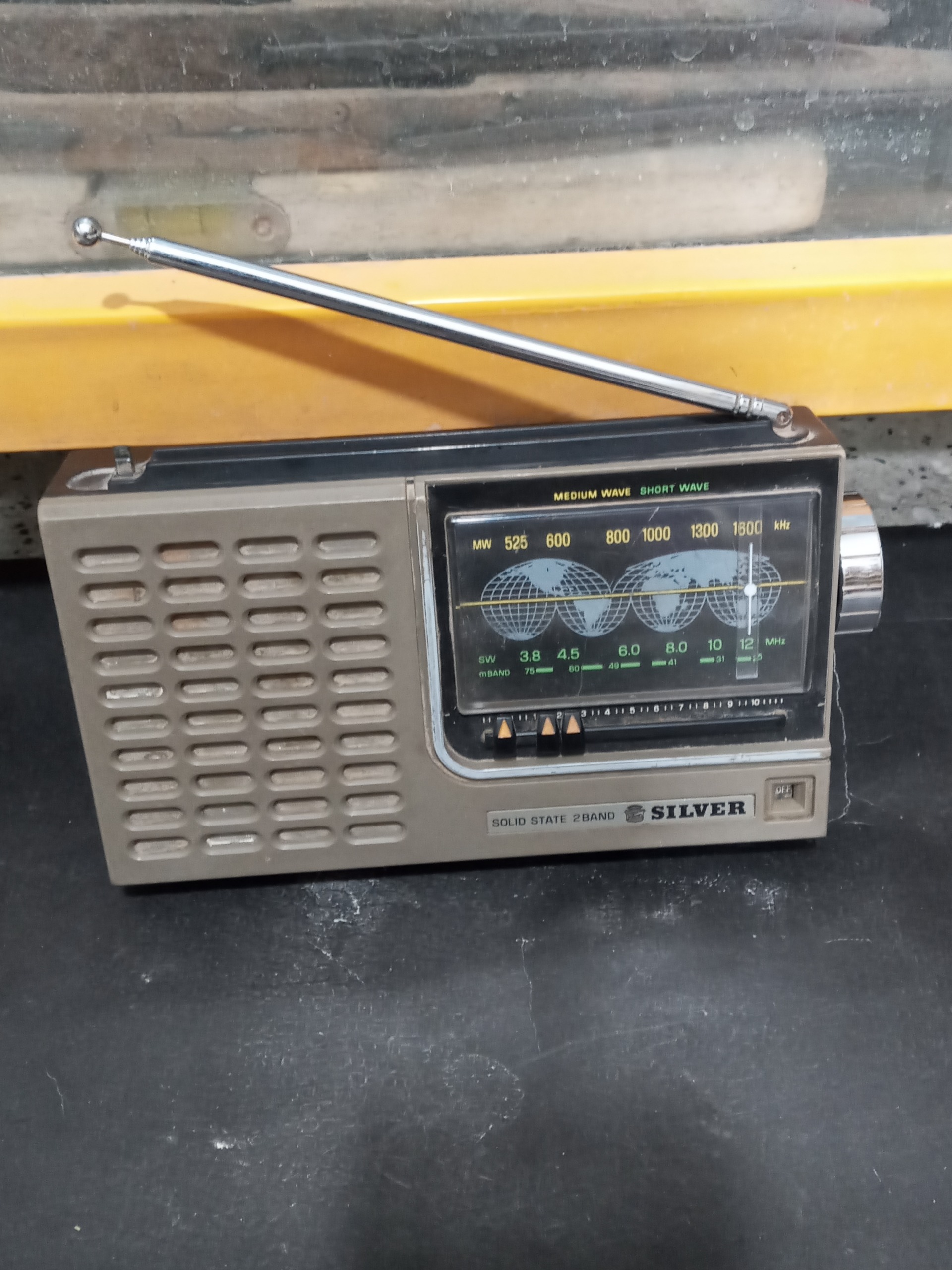 رادیو سیلور قدیمی زیبا و کلکسیونی