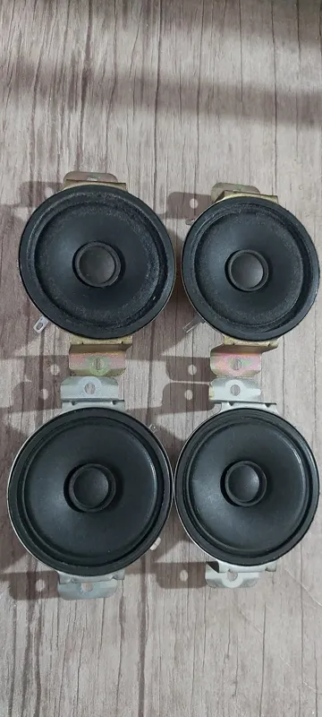 یک جفت تیوتر سونی و پاناسونیک