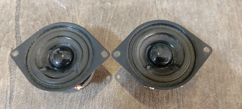 یک جفت تیوتر