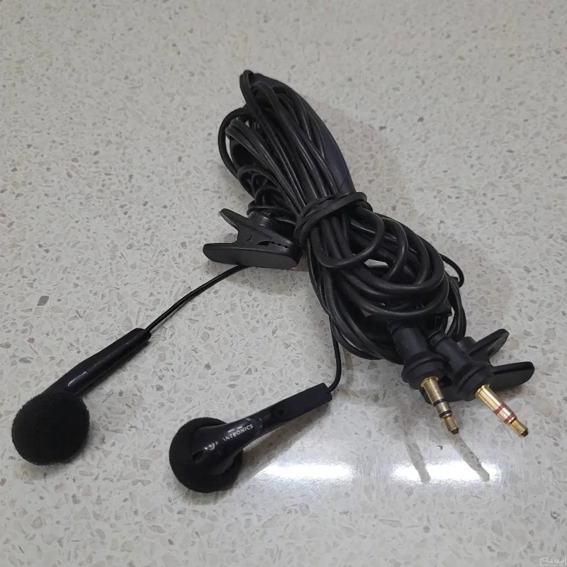 هندزفری plantronics با کابل بلند کد 977