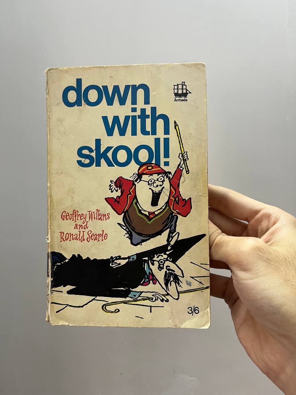 Down with Skool رمان کودک مصور