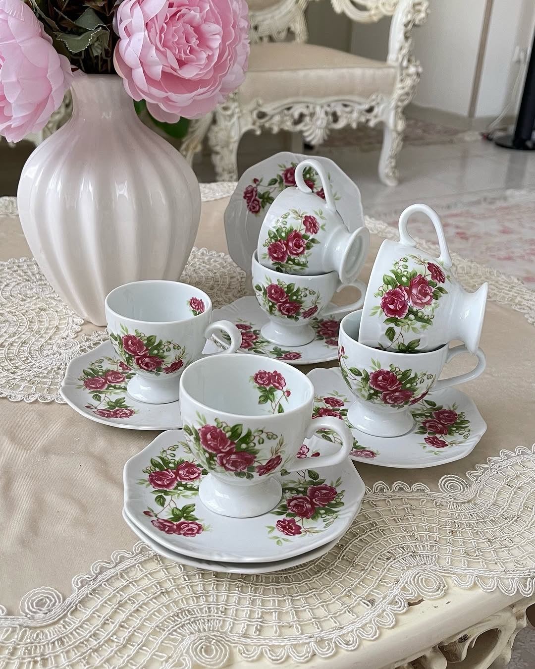 ست فنجان نعلبکی چایخوری گلسرخی اکبند