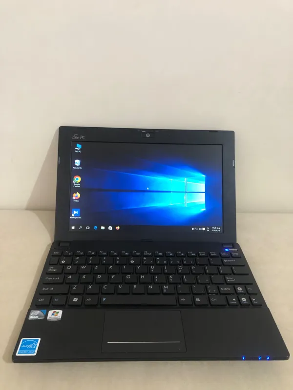 مزایده لپ تاپ در حد نو Asus Eee pc