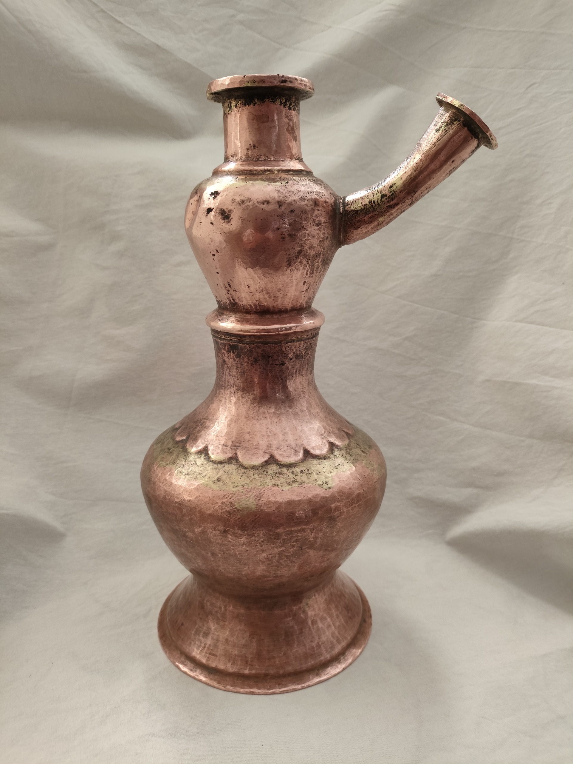 تنگ مسی قدیمی ( چلیم )
