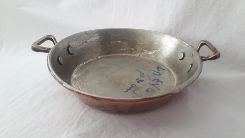 ماهیتابه مسی متوسط