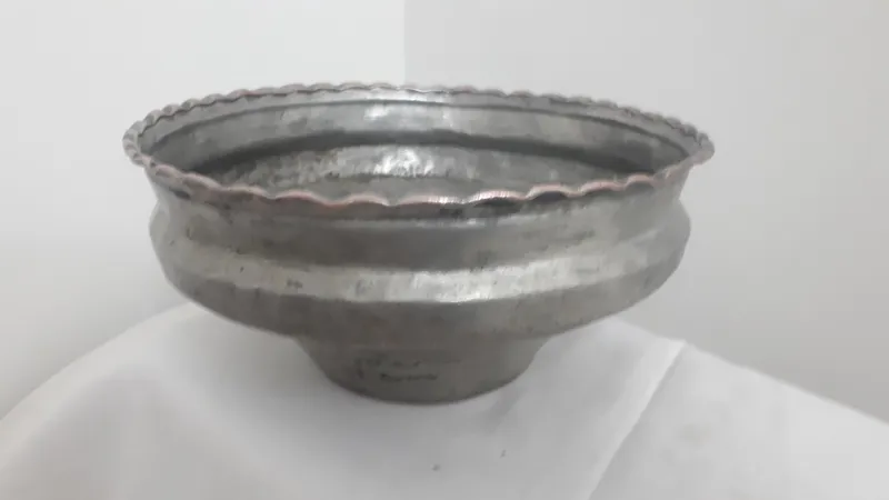 لگن مسی مطابق با تصاویر