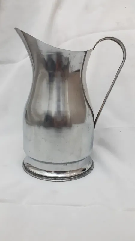 پارچ مسی قدیمی