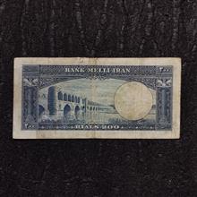 200